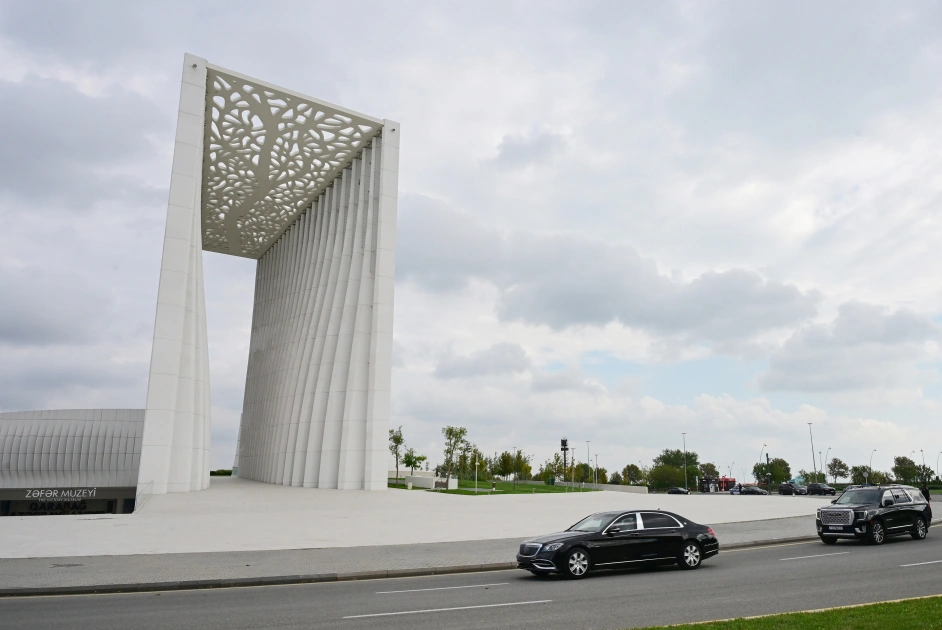 President Ilham Aliyev and Head of Chechen Republic of Russia visit Baku White City (PHOTO)