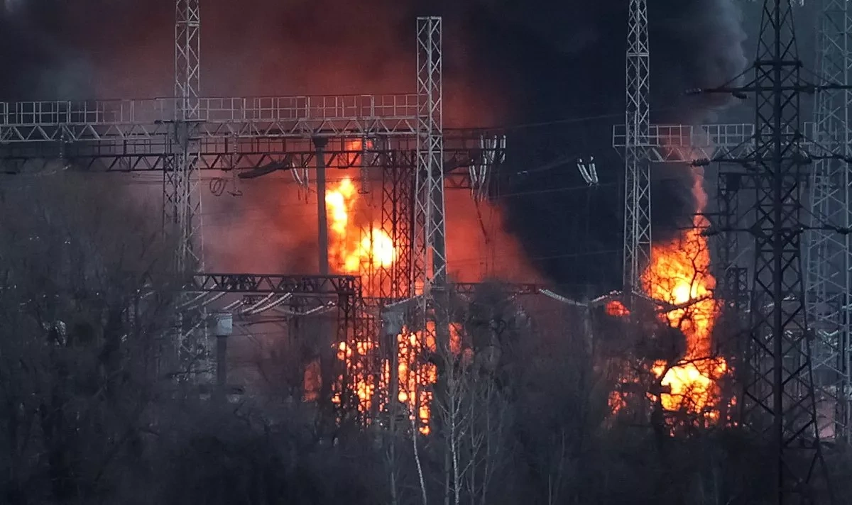 Odesa left partially in darkness following drone and missile strikes photo / video