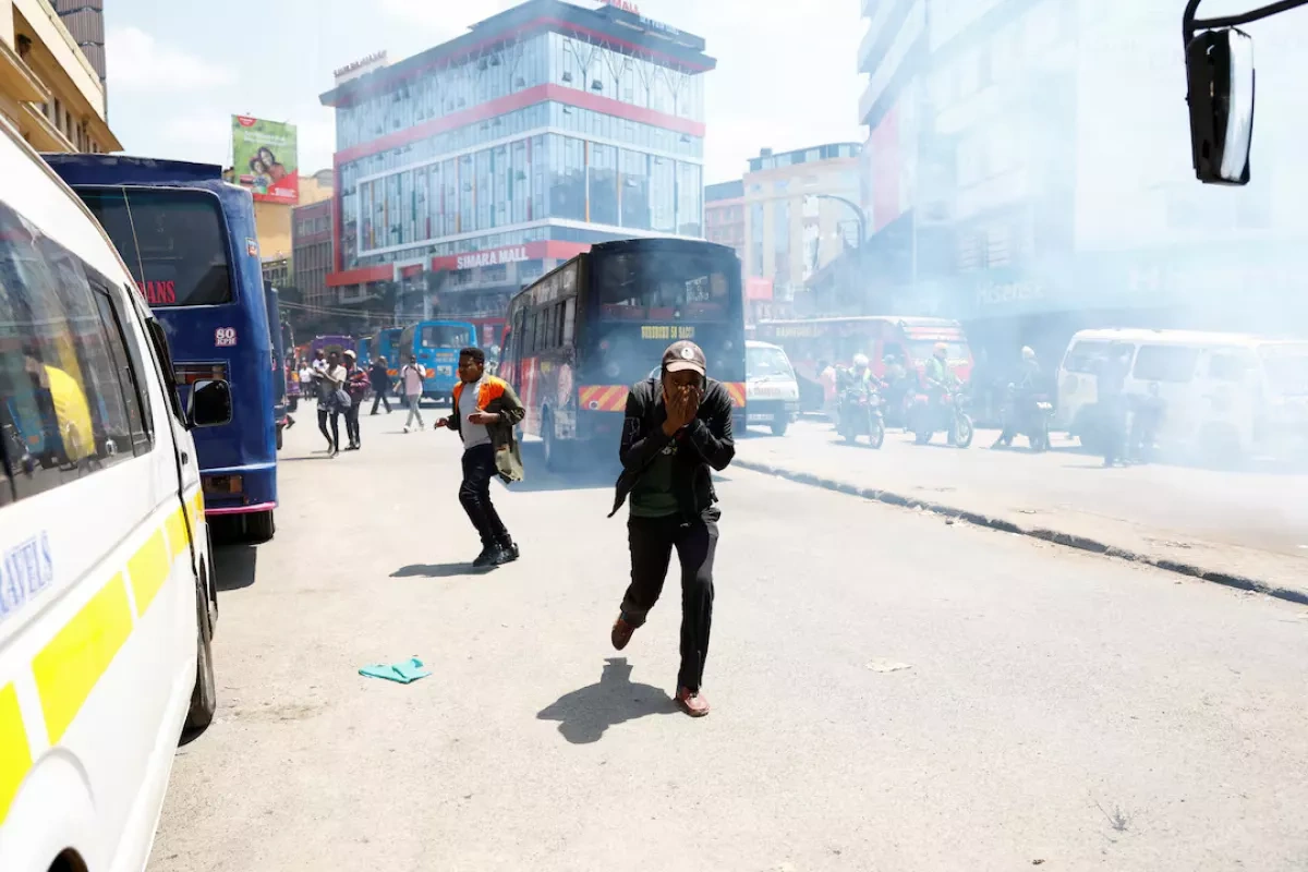 Kenyan traders take to streets as import costs rise PHOTO