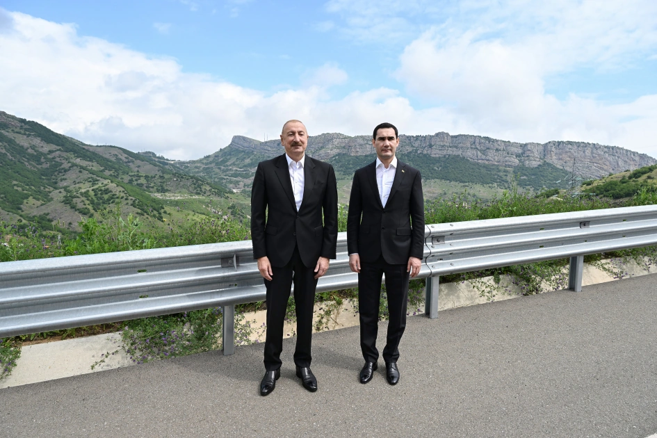 President Ilham Aliyev and President of Turkmenistan take photo in Dashalti village of Shusha (PHOTO)