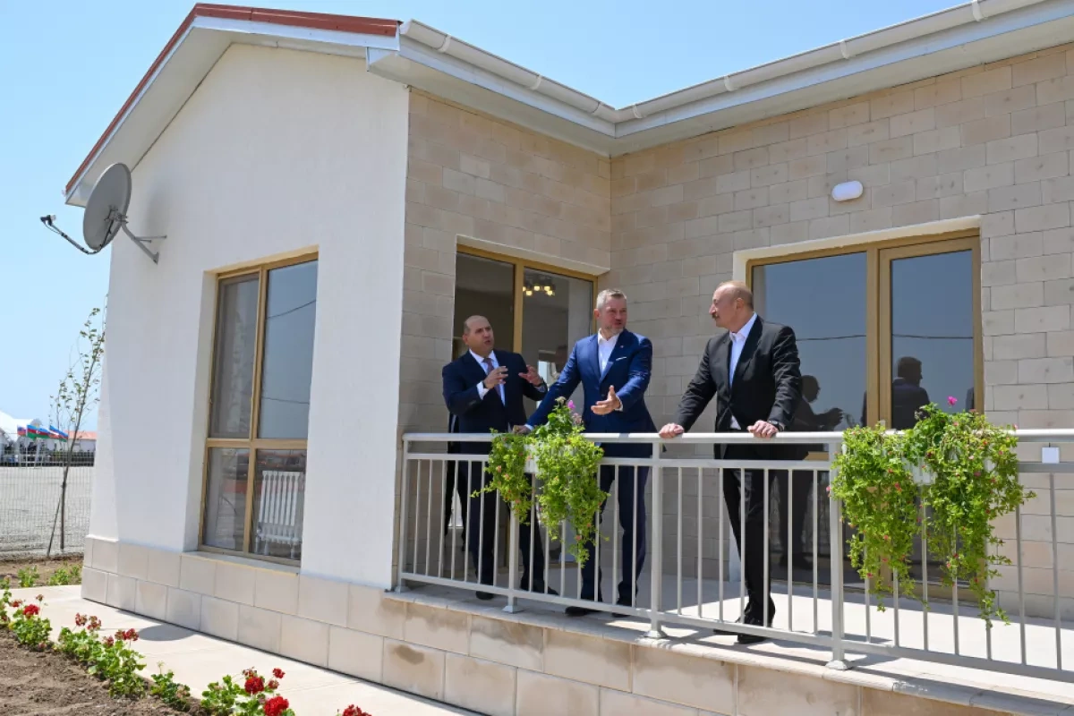 Azerbaijani, Slovak leaders break ground on new secondary school in Aghdam PHOTO