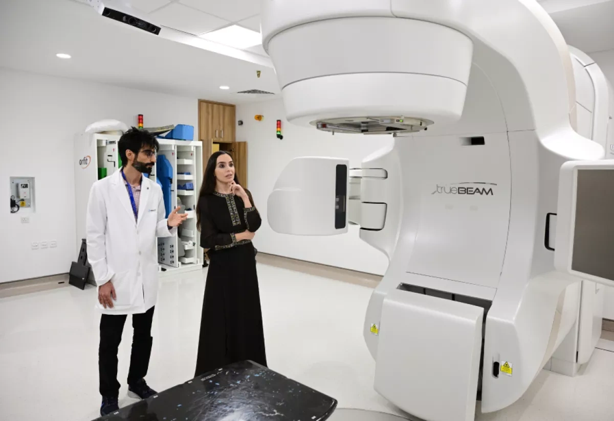 Heydar Aliyev Foundation vice-president visits Sultan Qaboos Cancer Care facility in Oman PHOTO