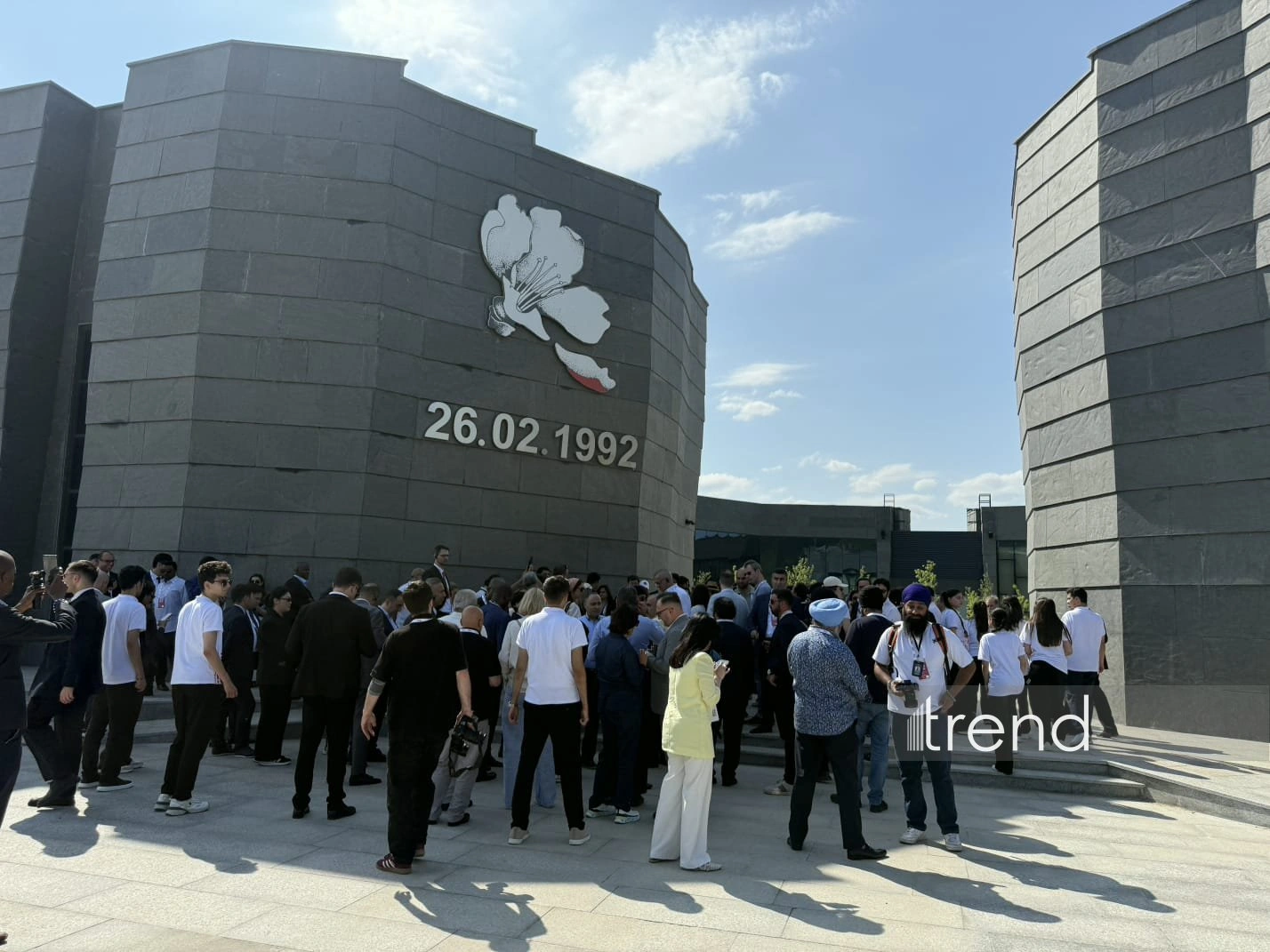 Shusha Global Media Forum participants visit Khojaly Genocide Memorial (PHOTO)