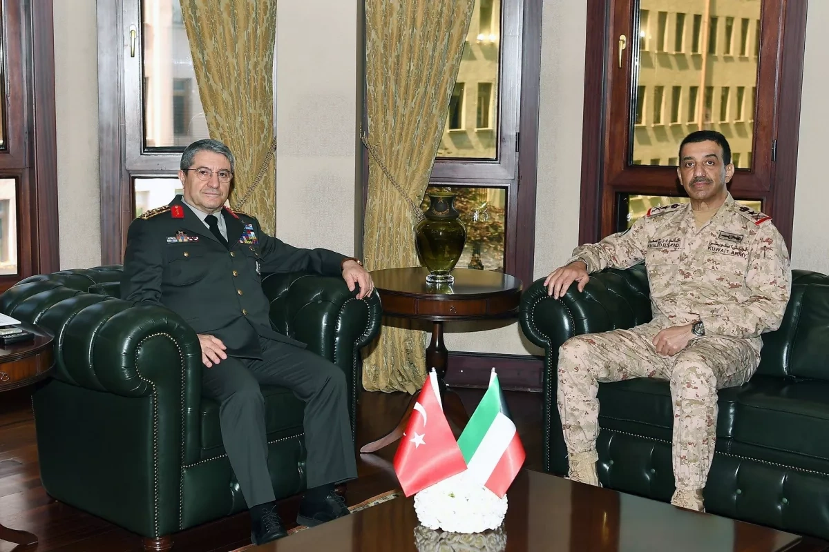 Turkish, Kuwaiti military chiefs meet in Ankara to strengthen defence ties