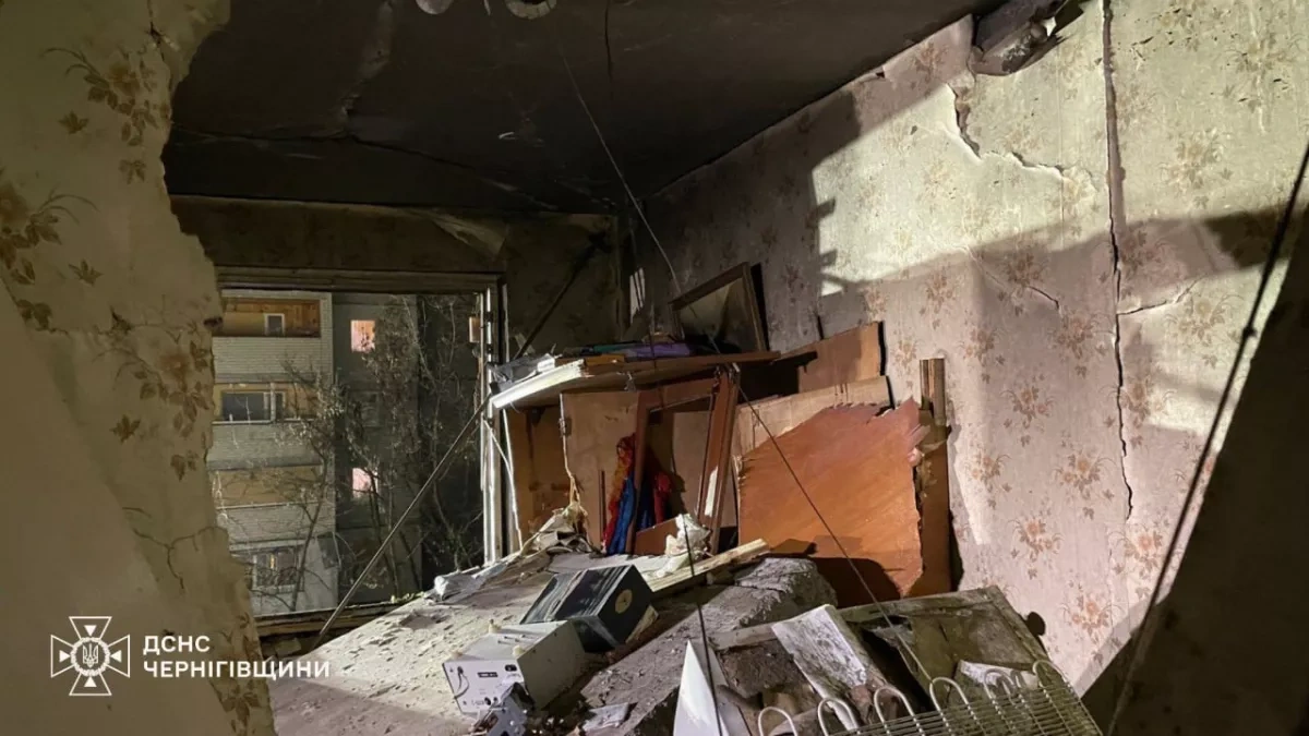 Ten injured, one dead as Russian strikes hit residential building in Ukraine’s Chernihiv PHOTO
