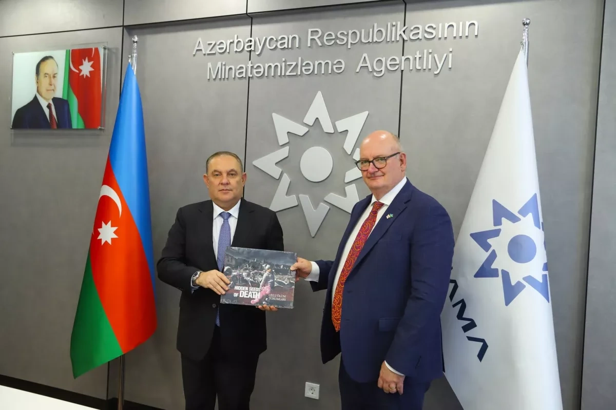 Azerbaijan, UK discuss new projects to tackle mine threat PHOTO