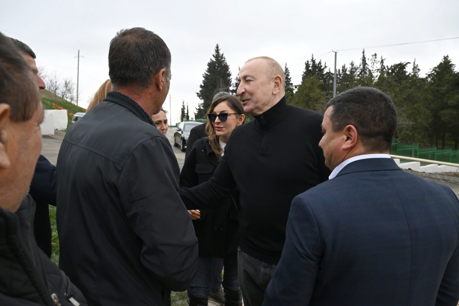 President Ilham Aliyev, First Lady Mehriban Aliyeva inspect restoration of individual houses and infrastructure in Khanoba village of Khojavend (PHOTO)