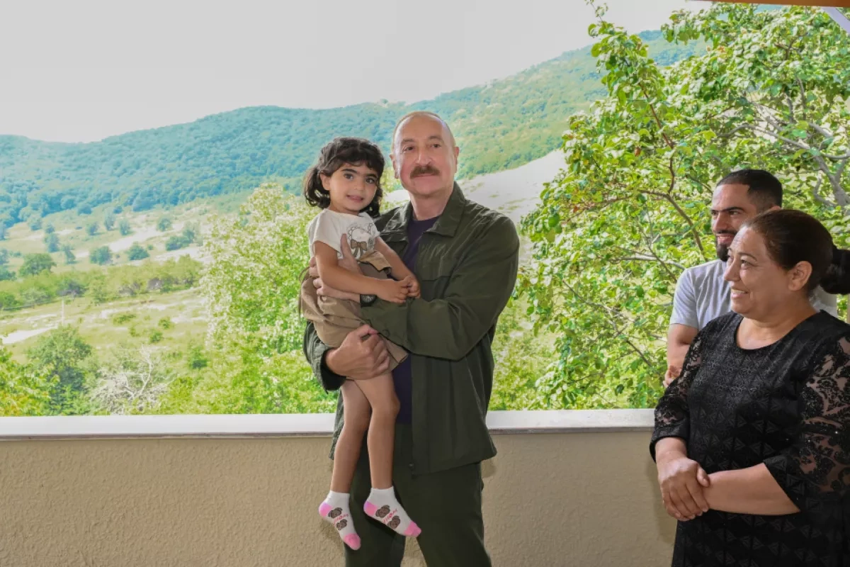President Aliyev reviews village restoration efforts in Shusha district PHOTO