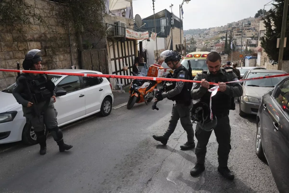 Gunman shot dead after opening fire on Israeli forces in Qalandiya PHOTO/VIDEO