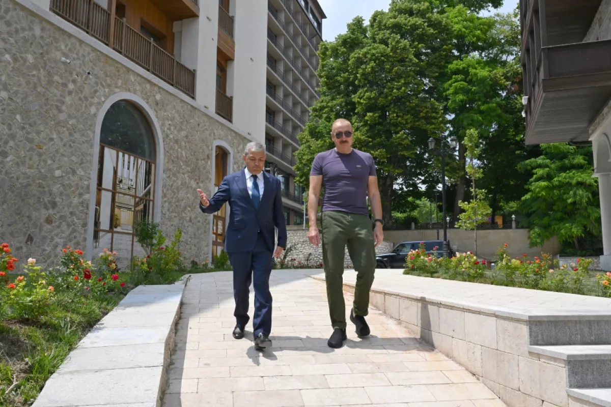 Azerbaijani president reviews construction works on Shusha's Garabagh Street PHOTO