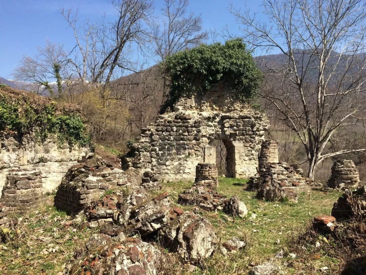 Early Christian heritage of the Caucasus: Yeddi Kilsa complex Exploring history on Caliber.Az
