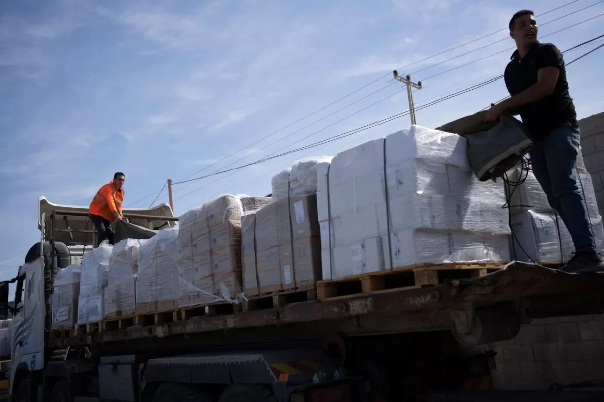 Baku dispatches humanitarian assistance to Iran