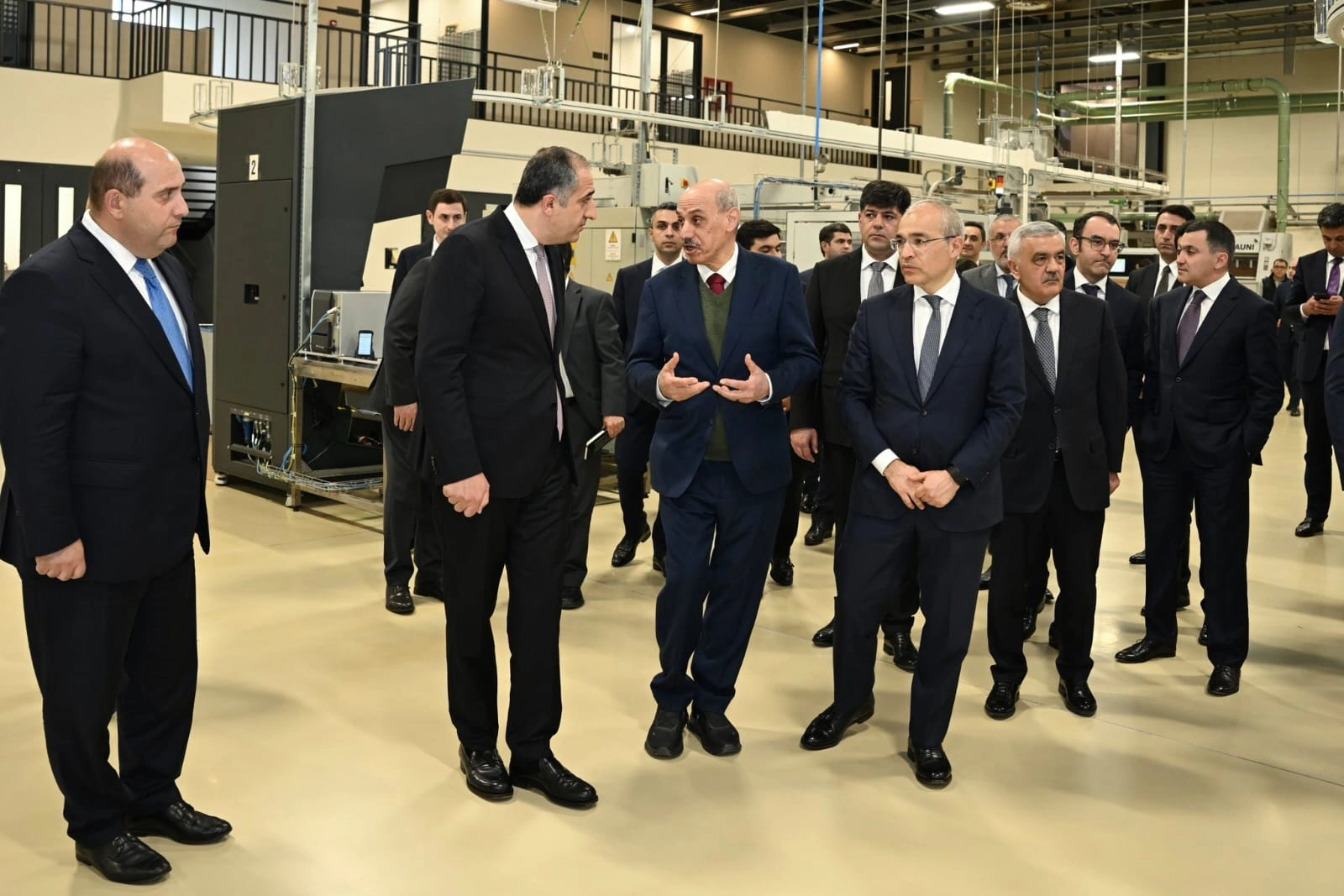IsDB representatives visit Aghdam Industrial Park (PHOTO)