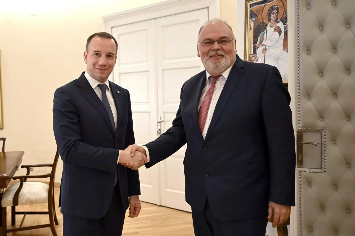 Azerbaijan, Serbia talk over expanding business ties
