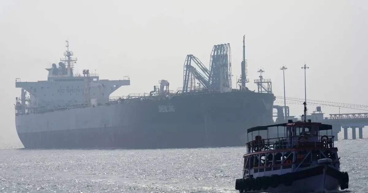 Key Indian LNG vessels cross Hormuz amid global energy watch