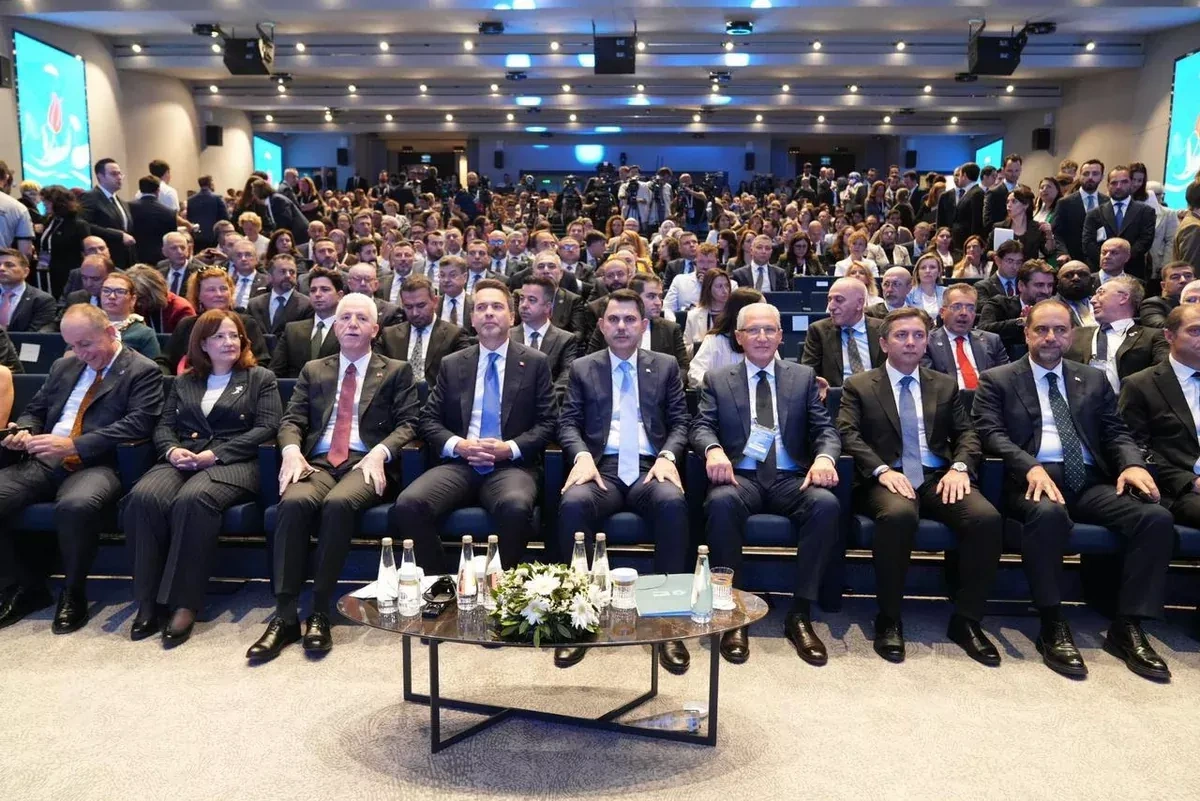 Istanbul summit puts climate finance at centre of COP31 agenda