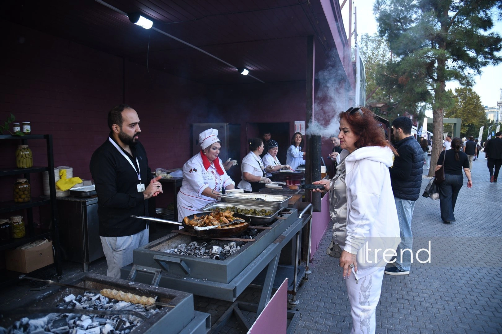 Baku Olive Festival kicks off with three days of food, traditions and concerts (PHOTO)