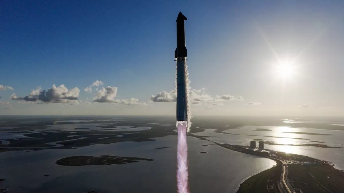 SpaceX’s Starship completes 13th test flight VIDEO