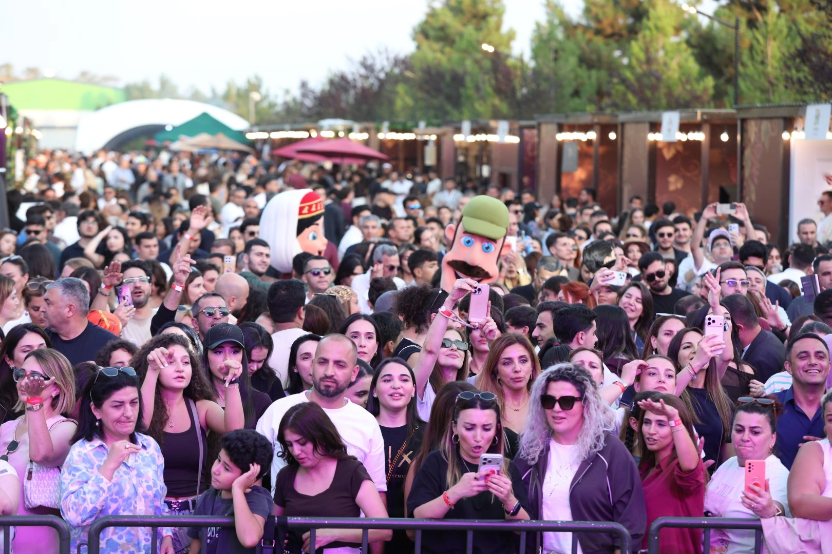 First day of Shamakhi Grape and Wine Festival continues with concert program (PHOTO/VIDEO)