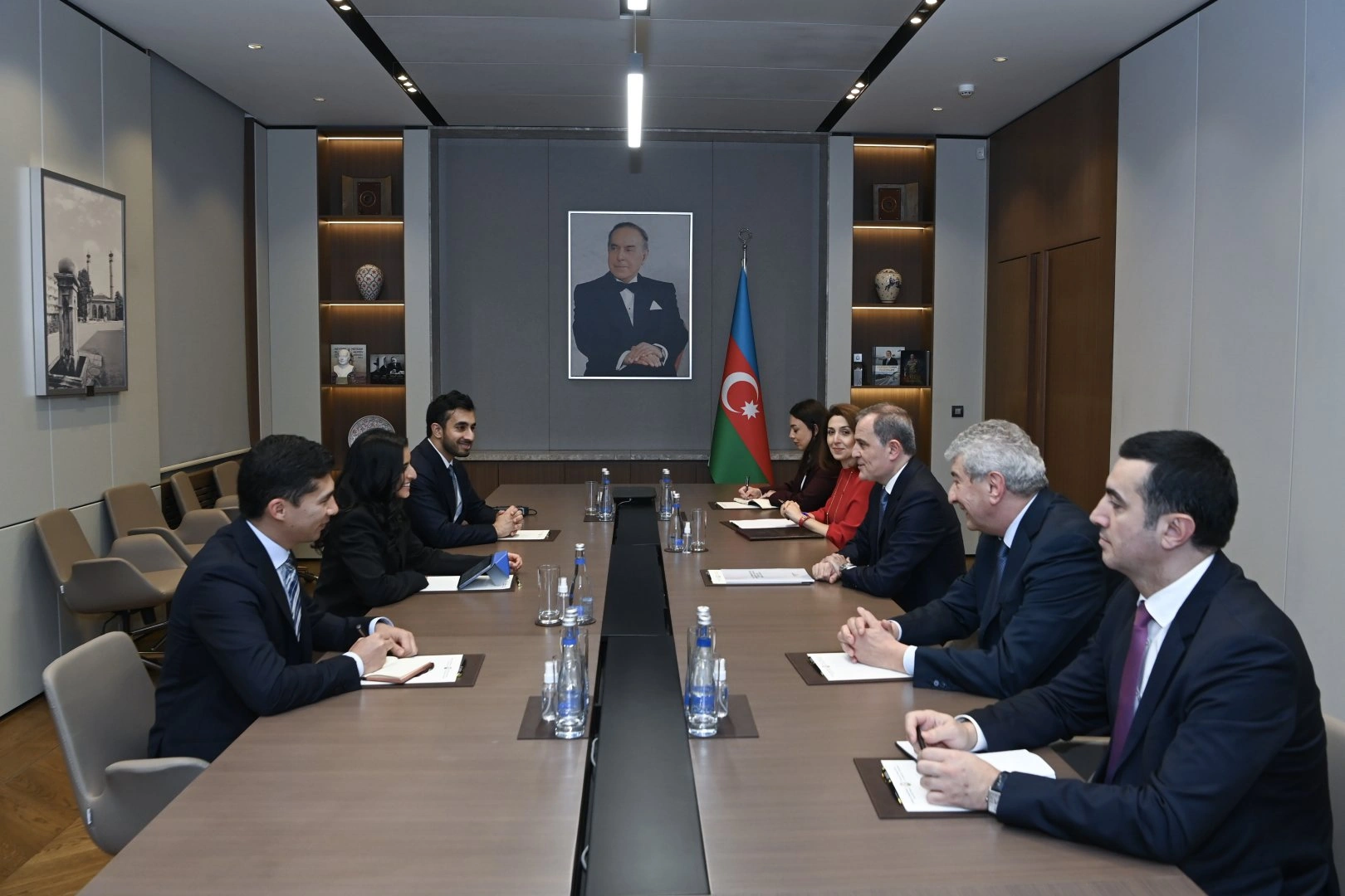 Azerbaijani FM, UN Tourism chief discuss expanding tourism cooperation (PHOTO)