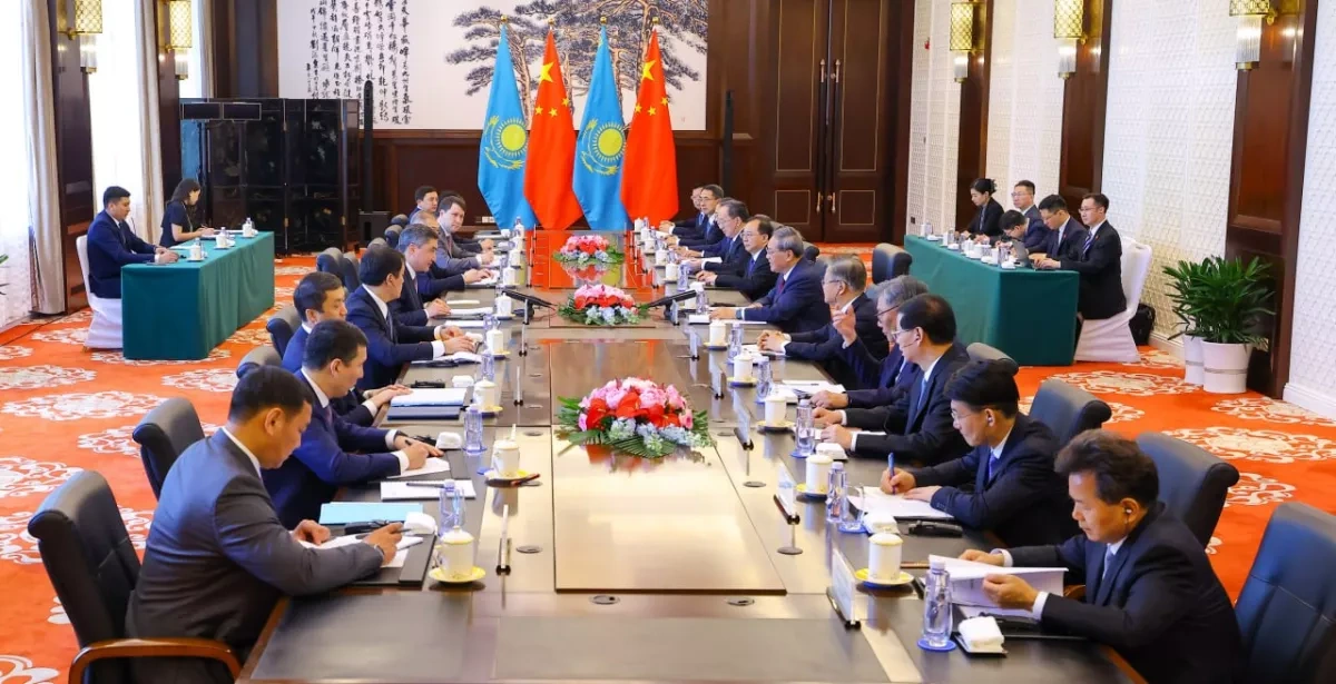 Kazakhstan, China discuss expansion of trade, infrastructure ties in Beijing PHOTO