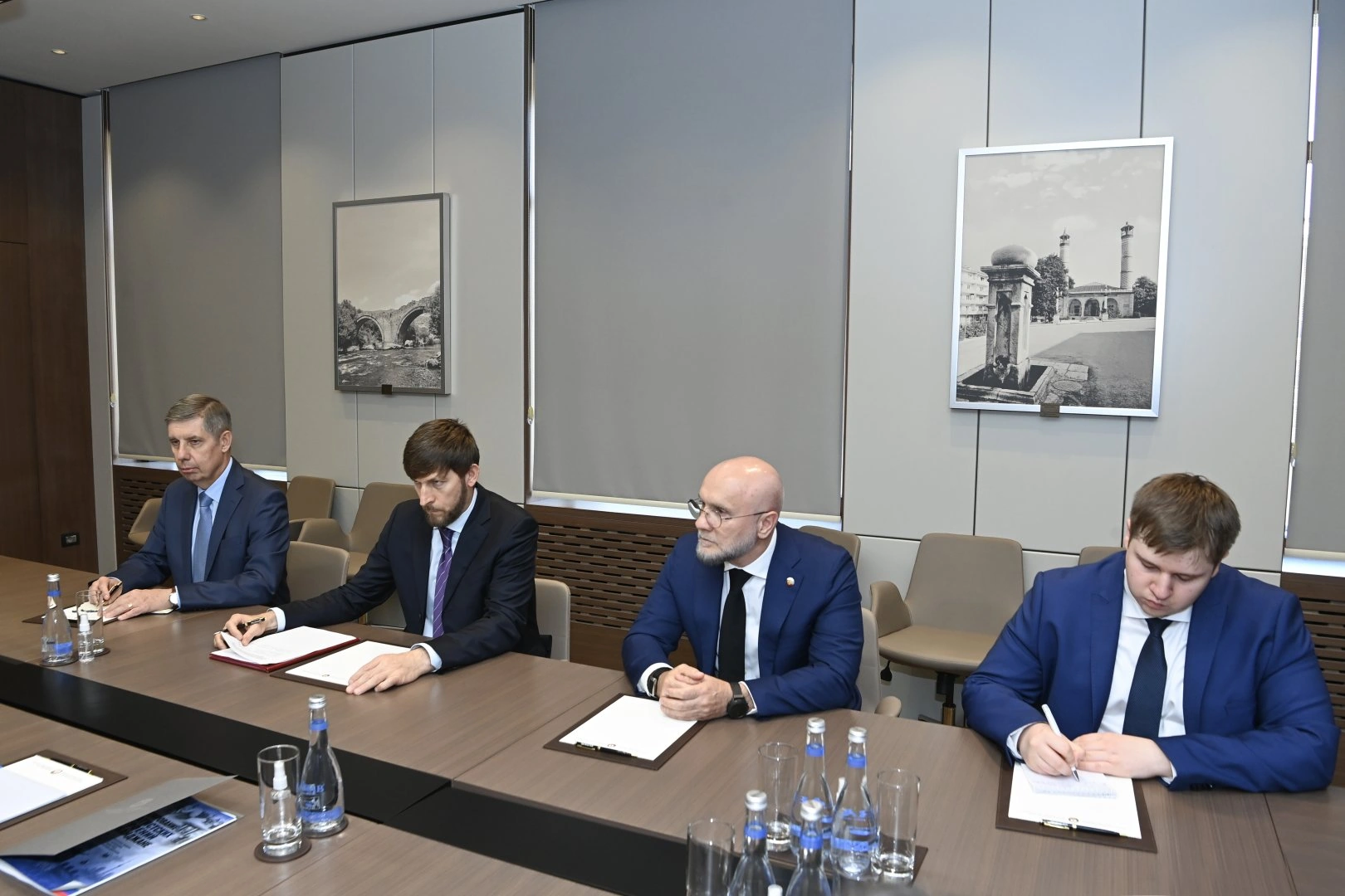 Azerbaijan and Russia discuss cooperation in fighting climate change (PHOTO)