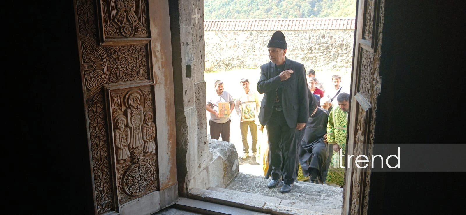 Albanian-Udi Christian community visits Ganjasar Monastery in Aghdara (PHOTO)