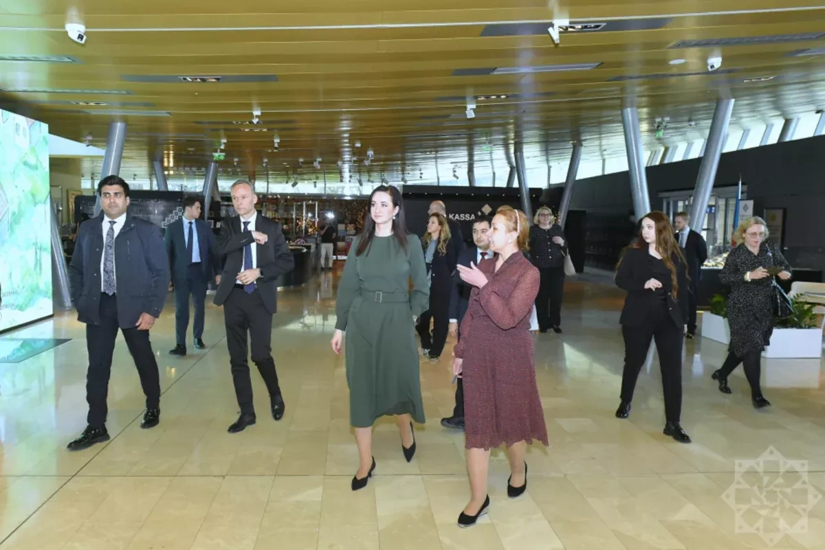 Lithuania’s PM tours Azerbaijan National Carpet Museum PHOTO
