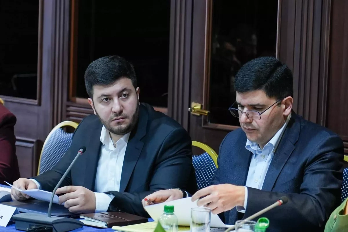 Azerbaijani delegation takes part in roundtable in Armenia PHOTO
