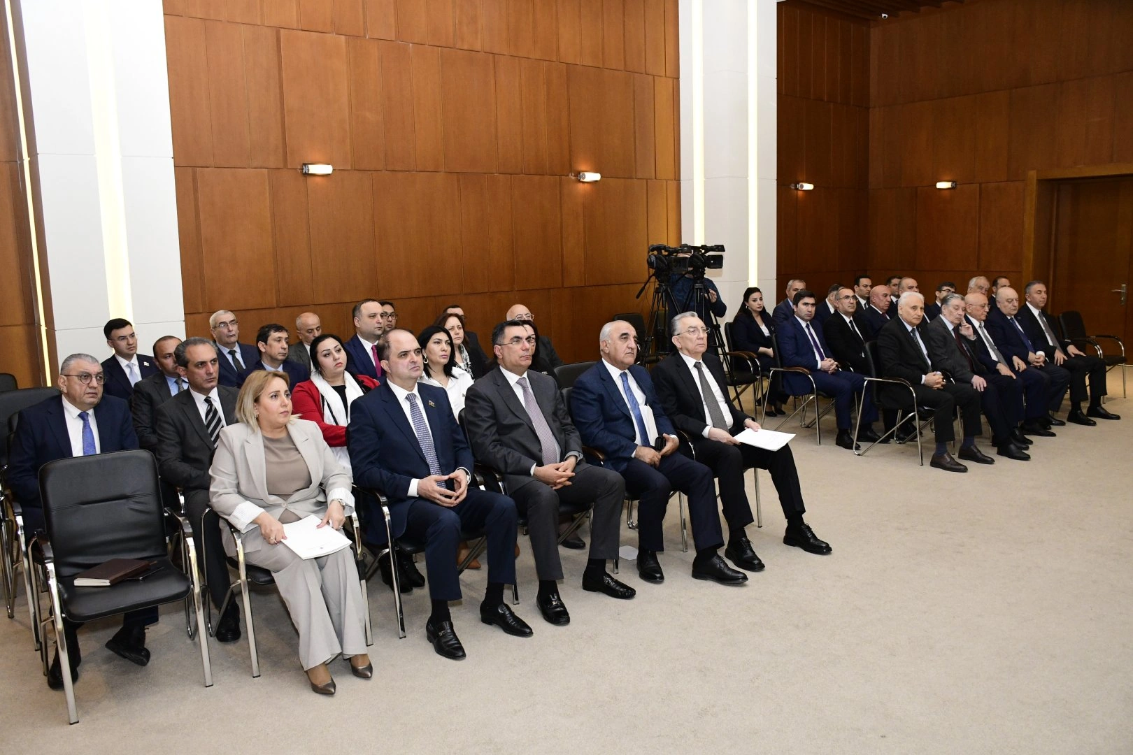 New Azerbaijan Party convenes for board meeting (PHOTO)