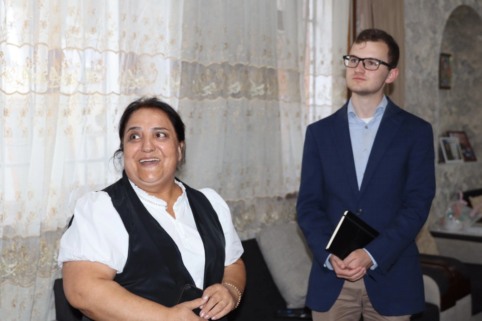 US journalist meets former internally displaced residents in Karabakh (PHOTO)