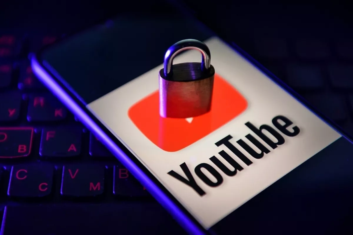 Belarus condemns YouTube's block on state media channels