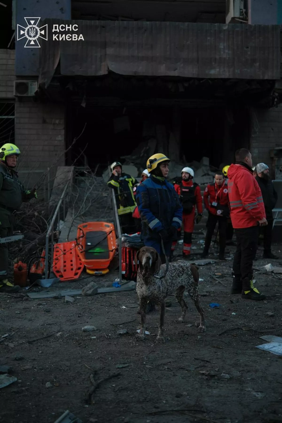 Russian strike turns Kyiv morning into tragedy PHOTO / VIDEO