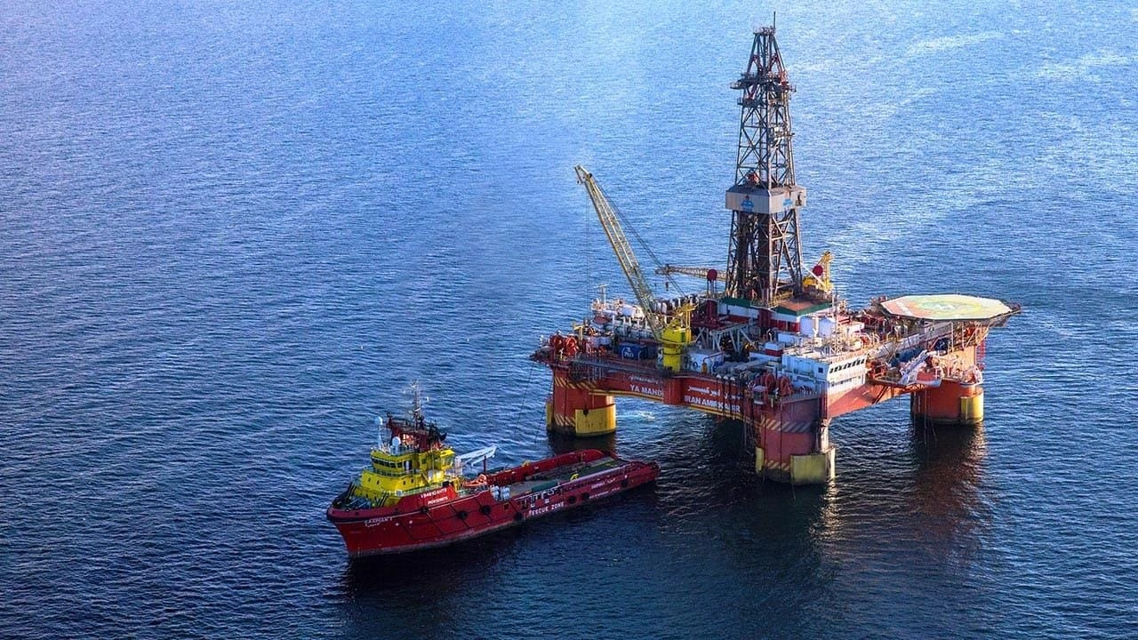Iran begins preparations to reactivate Amir-Kabir drilling platform in Caspian Sea