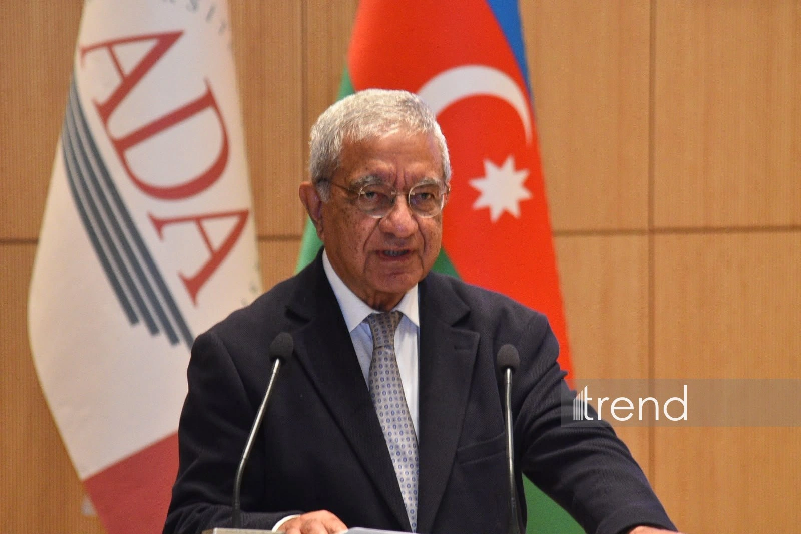 20th IEEE conference on ICT underway in Baku (PHOTO)