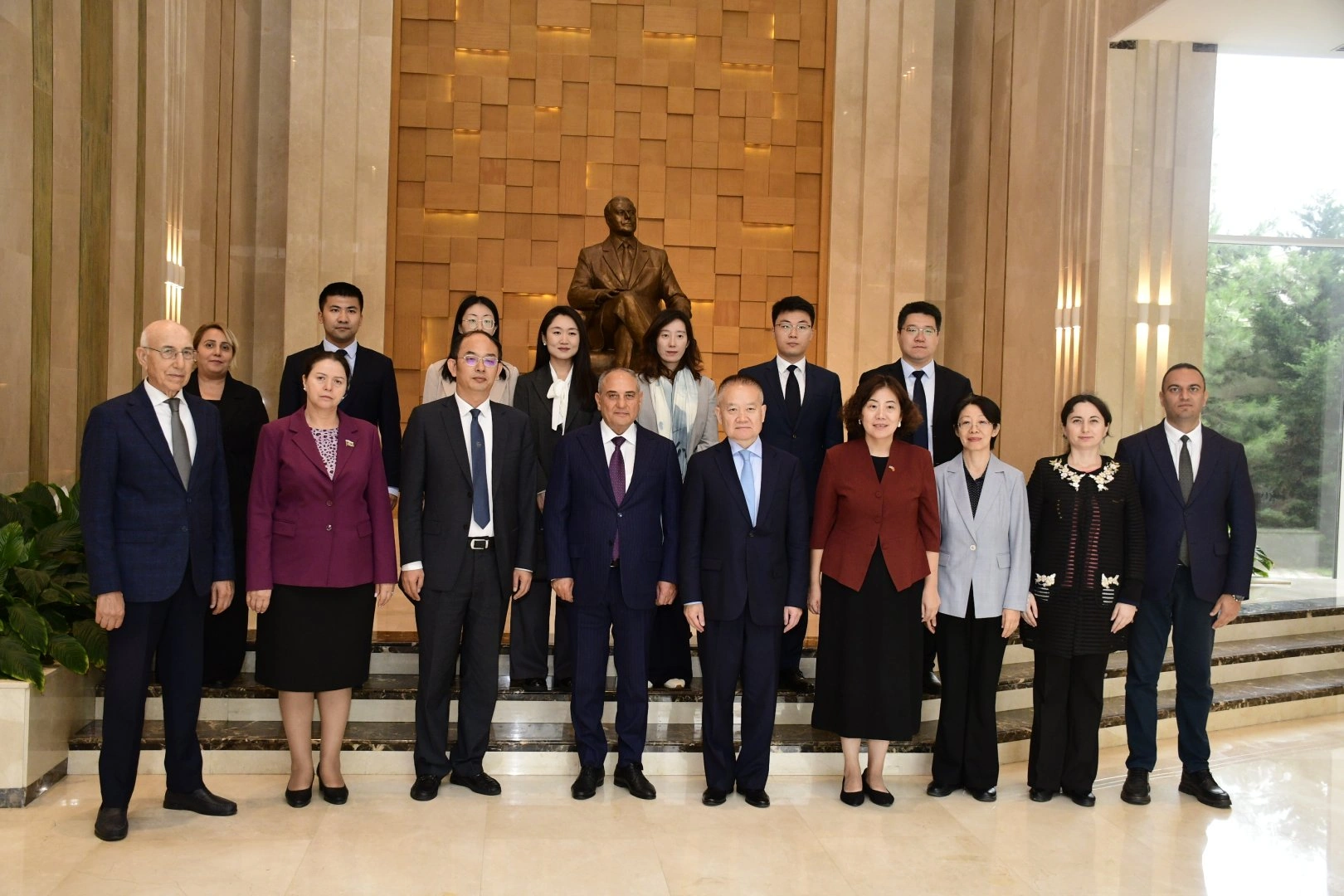 Azerbaijan, China deepen dialogue on strategic ties (PHOTO)