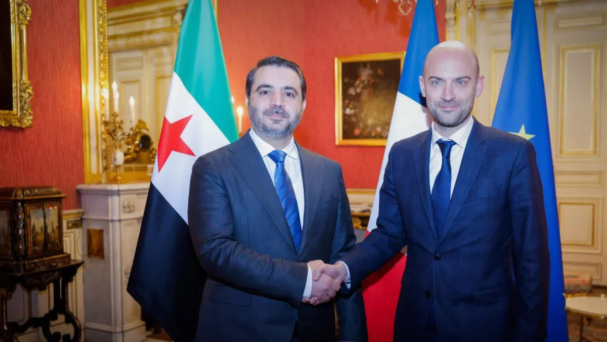 Syrian, French FMs meet in Paris to explore strategic cooperation