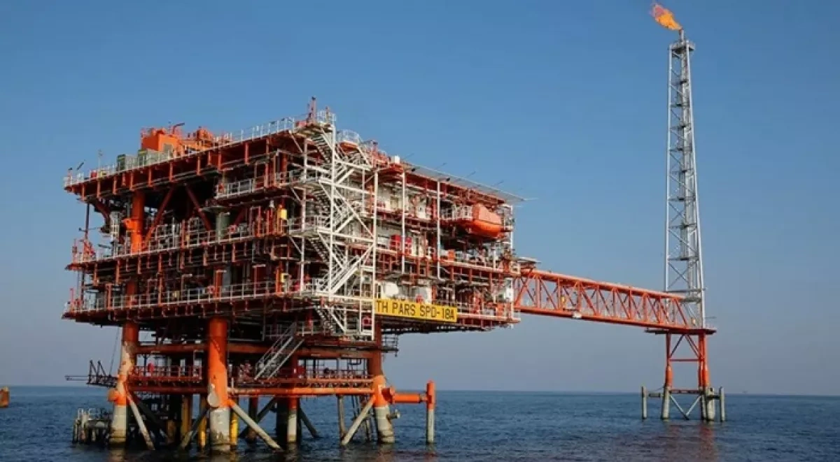 US-Israeli strikes hit South Pars gas field, Asaluyeh oil facilities in Iran VIDEO