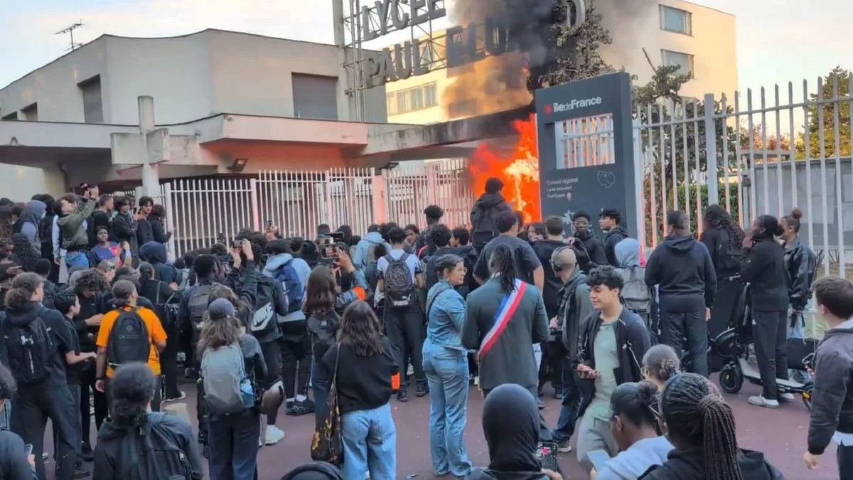 Student protests sweep France, leaving dozens injured VIDEO
