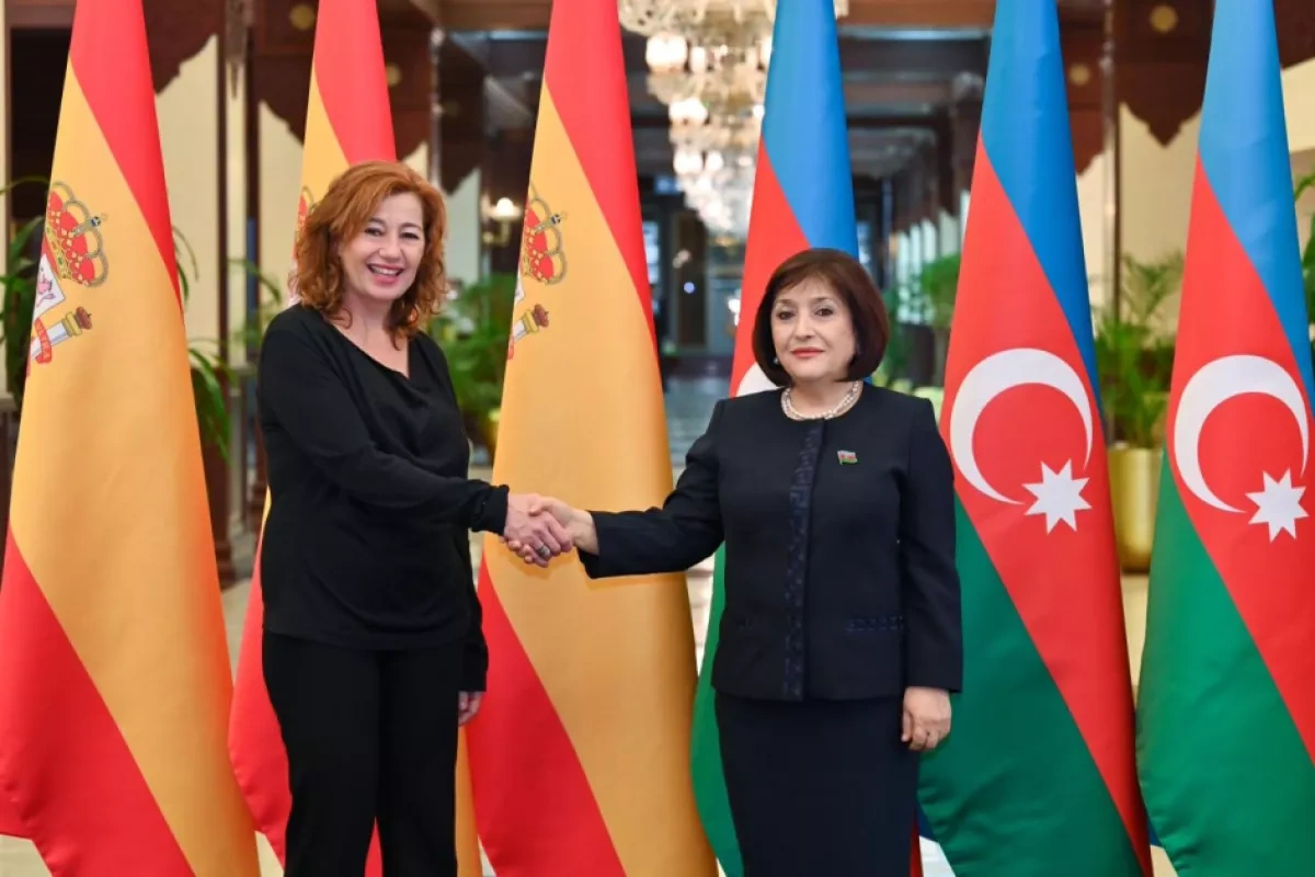 Spanish parliamentary speaker visits Azerbaijan's parliament, eyes energy Photo