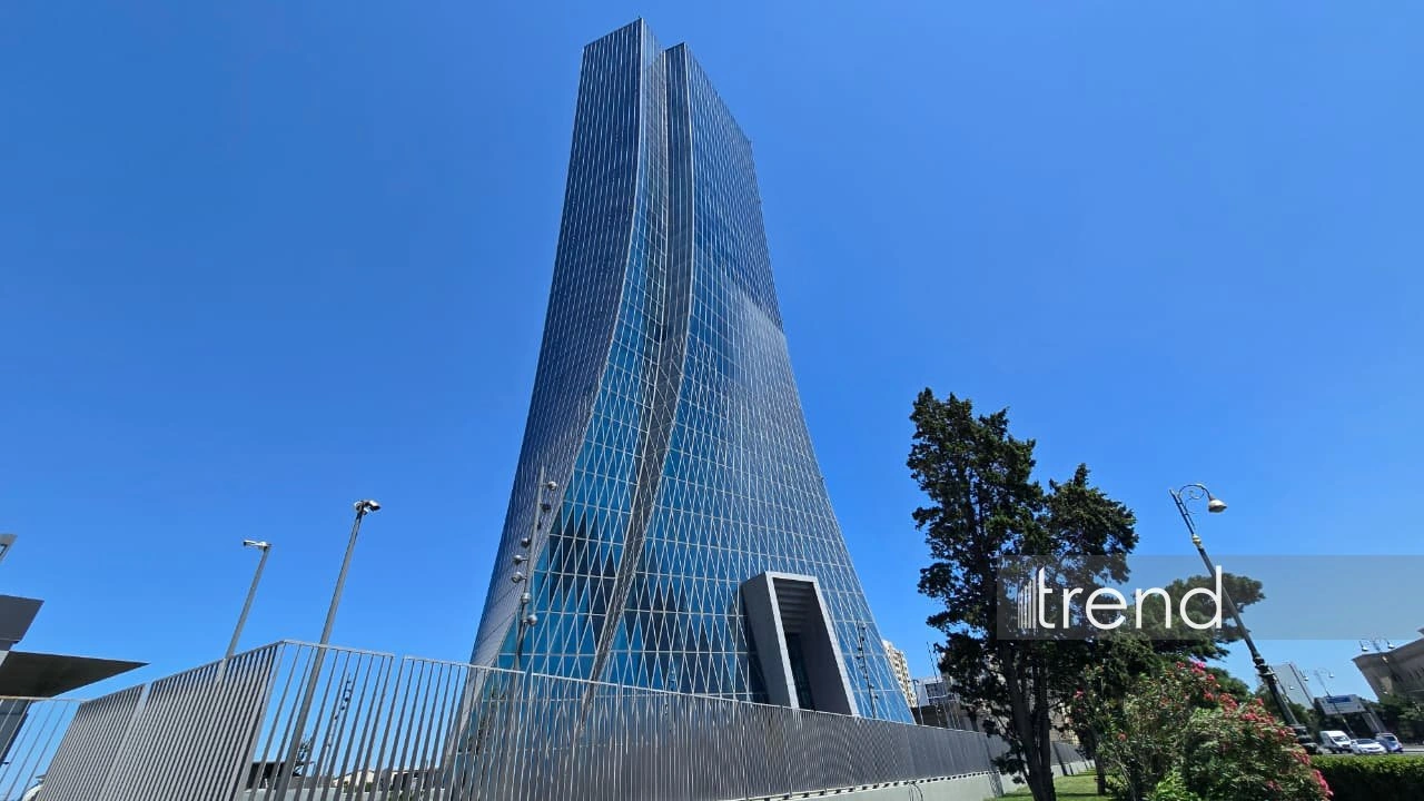 Azerbaijan's Central Bank fines officials of two non-bank credit institutions