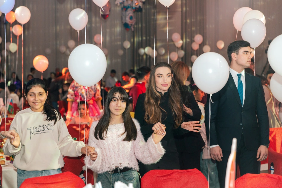 Heydar Aliyev Foundation VP Leyla Aliyeva, Arzu Aliyeva, and Alena Aliyeva attend festive celebration for children (PHOTO)
