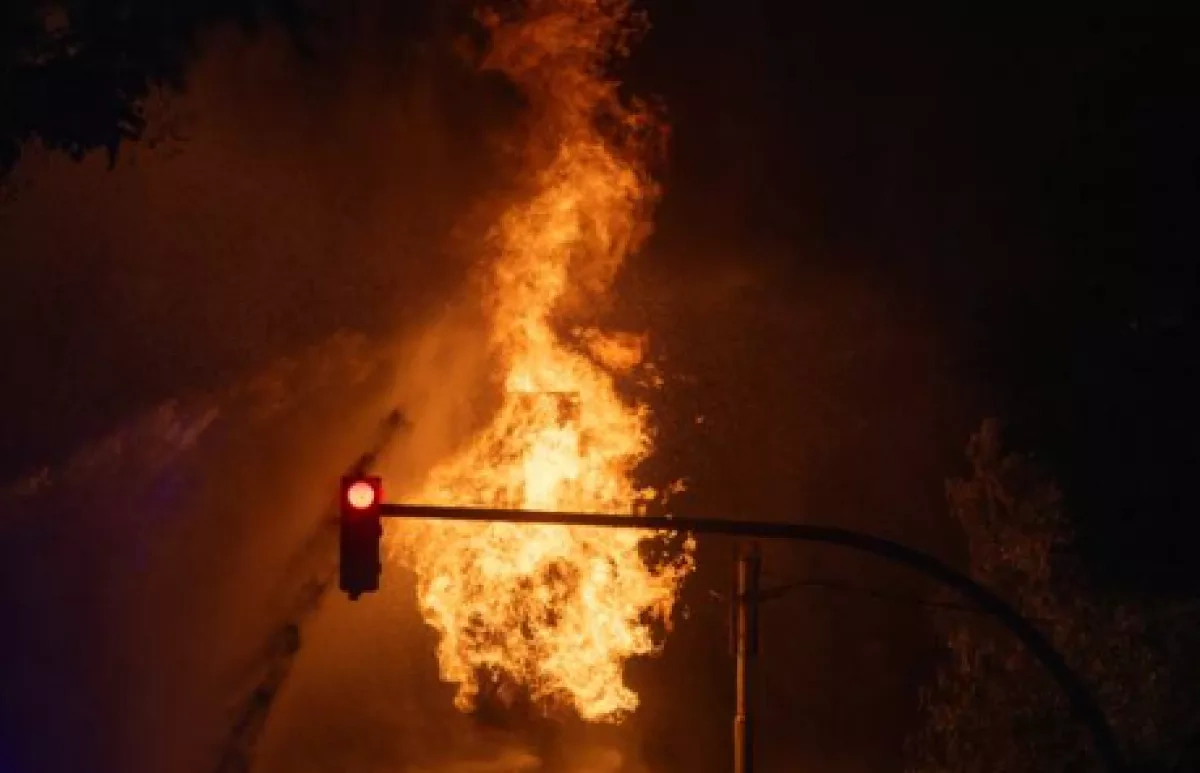Gas explosion injures eight at Barcelona metro station PHOTO
