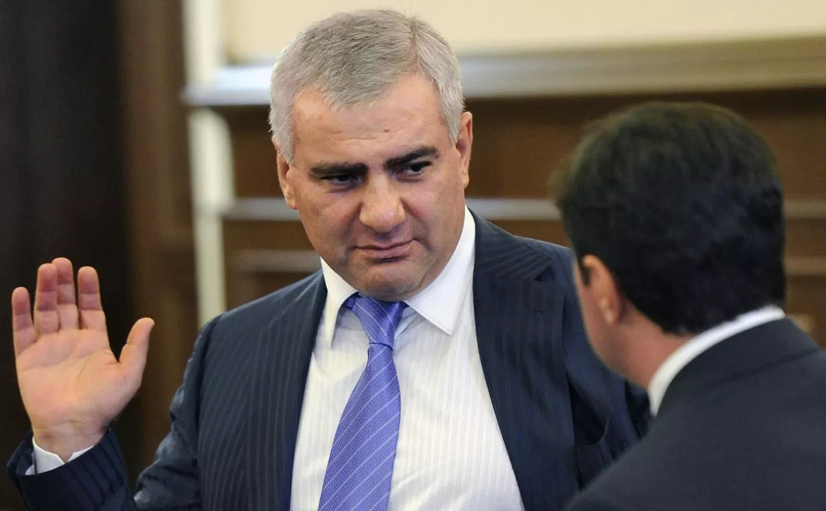 Media: Russian oligarch Karapetyan building political alliance in Armenia