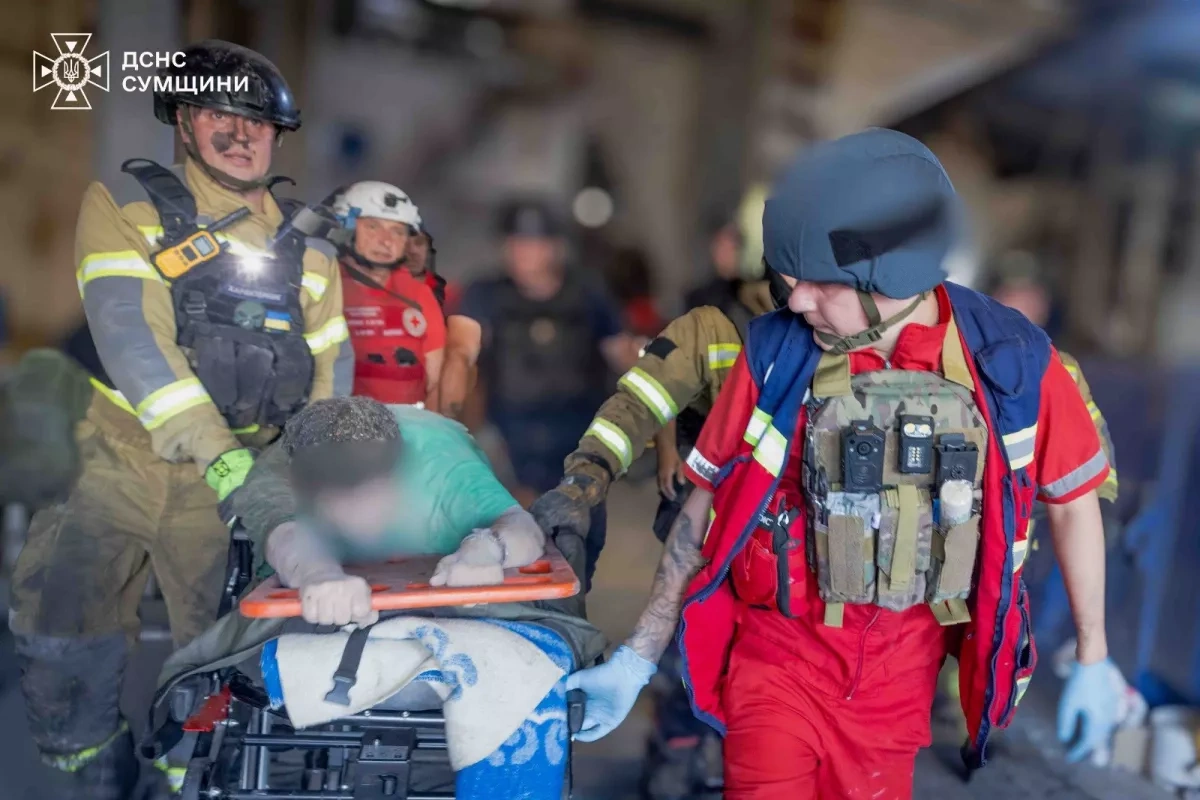Russian airstrike batters Ukraine's Sumy, leaving 11 hurt PHOTO