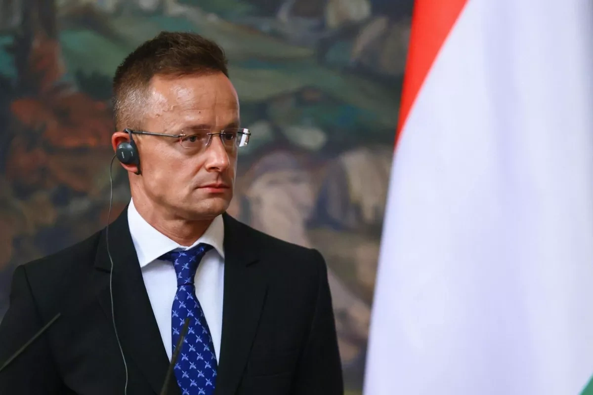 Hungary’s FM files criminal complaint over Szijjarto’s private flights