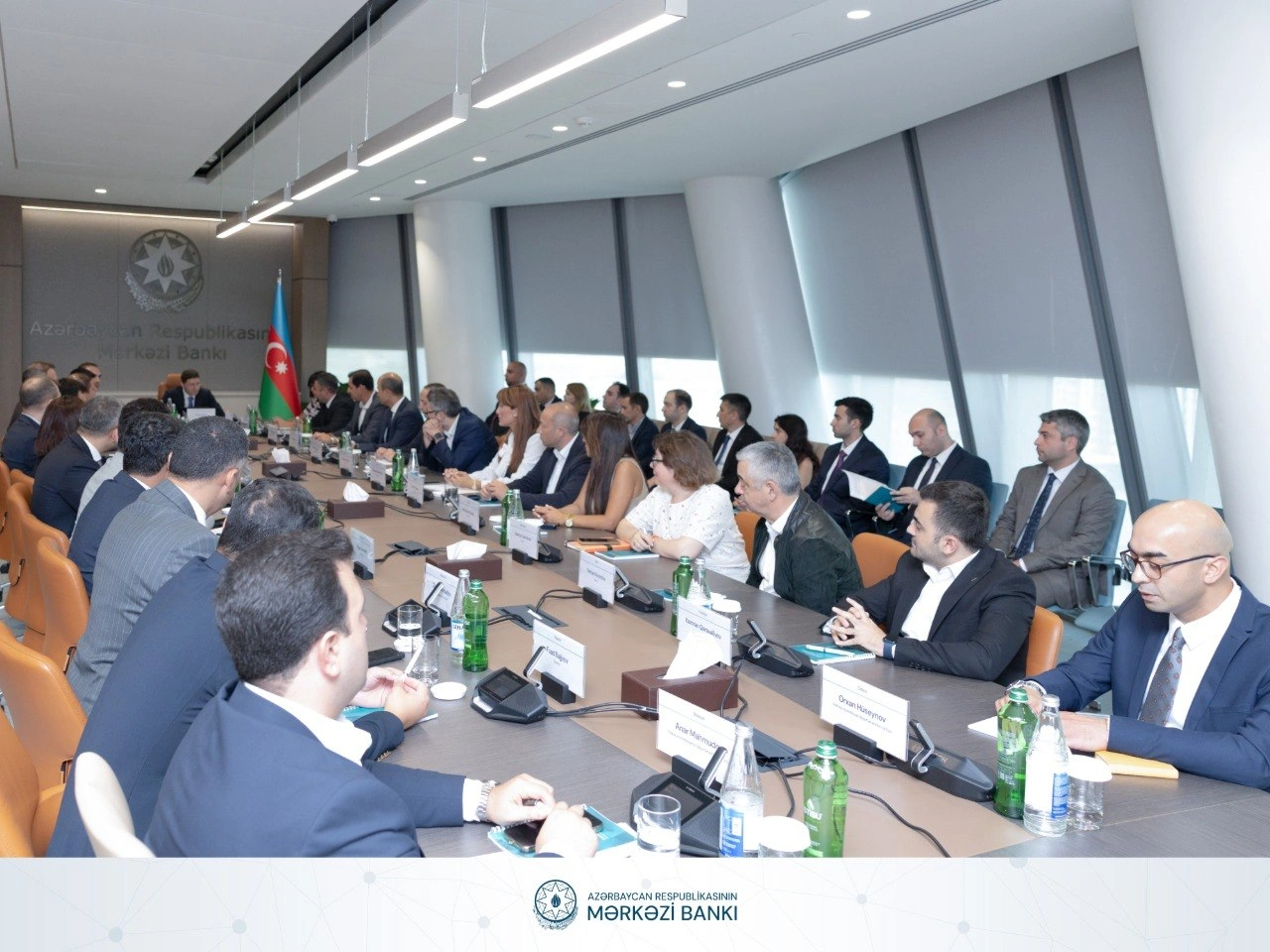Azerbaijan discusses steps in financial technology development