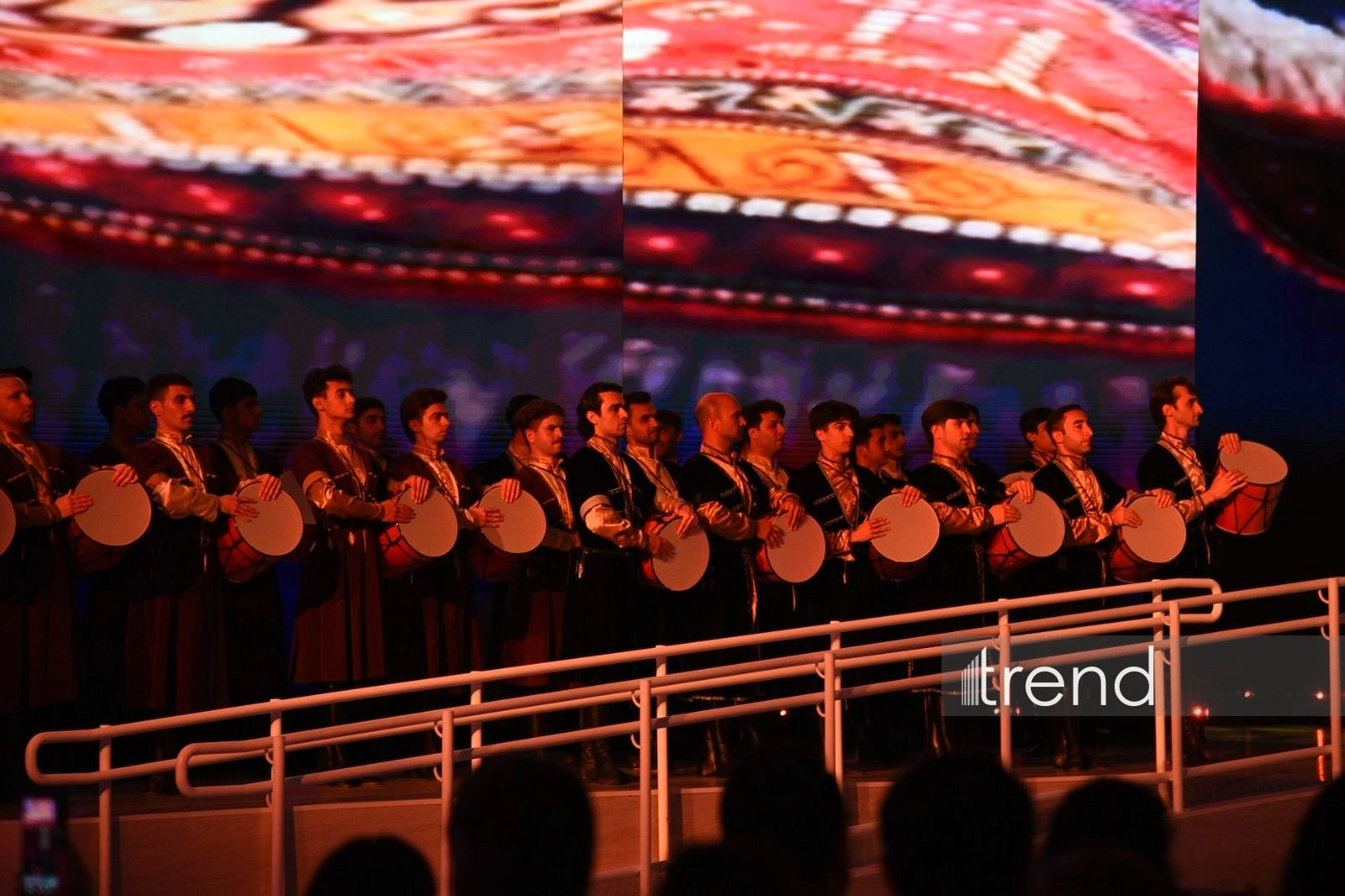 Baku hosts closing ceremony of WUF13 (LIVE/PHOTO)