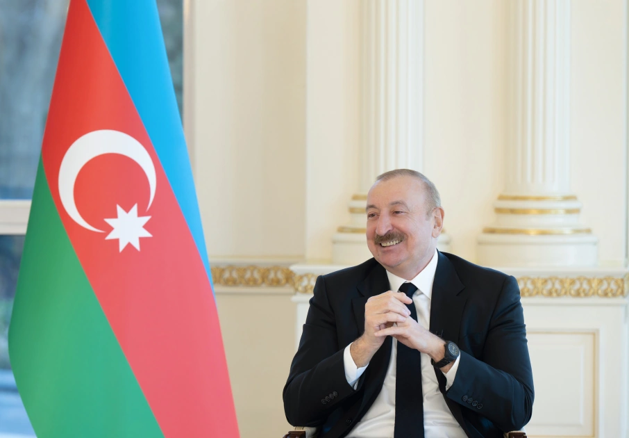 President Ilham Aliyev interviewed by local TV channels (PHOTO)