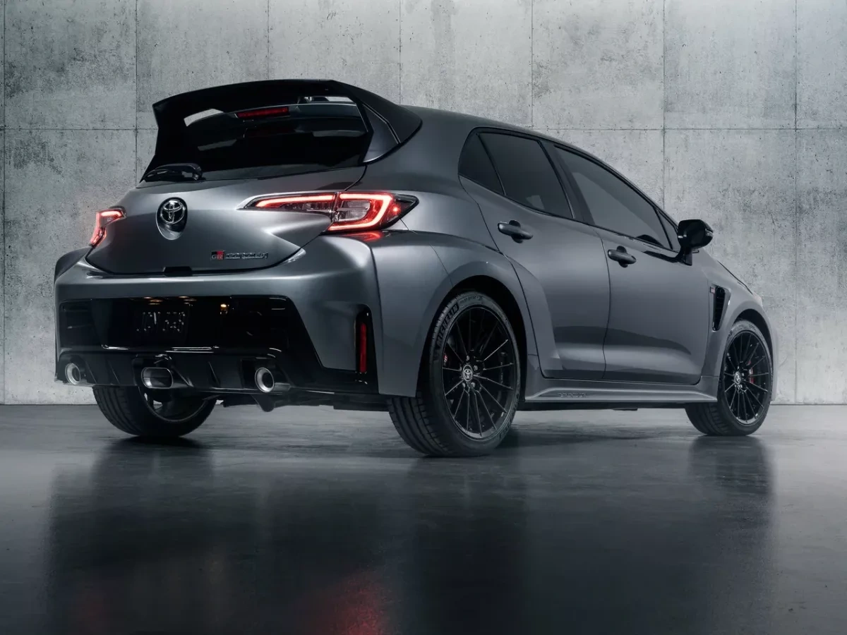 Toyota warns of sales decline due to Middle East crisis